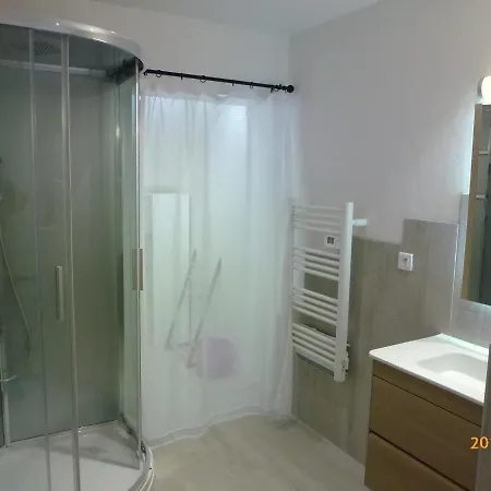 L'escalade En Luberon Nocleg ze śniadaniem 4*