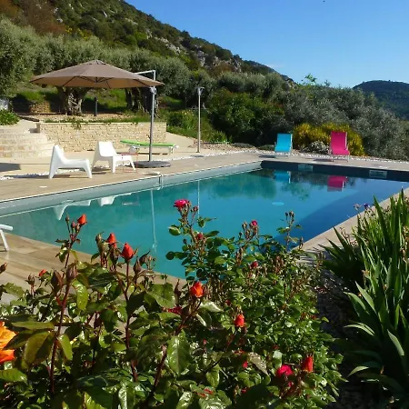 Bed & Breakfast L'escalade En Luberon 4*