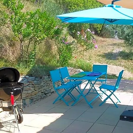 L'escalade En Luberon Bed & Breakfast 4*